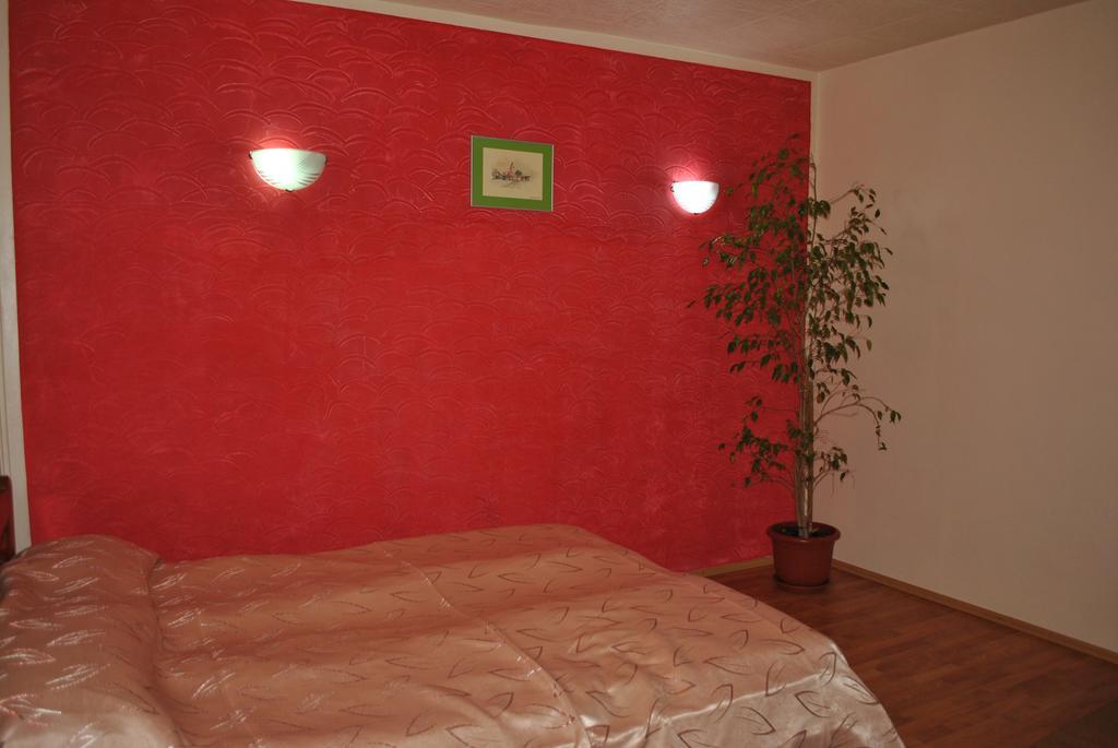 Vila Veche Haţeg Esterno foto